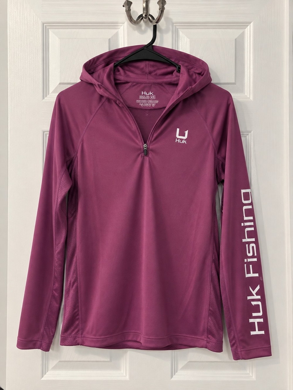 Huk Women’s Hooded Long-Sleeve Swim Shirt — Raspberry Plum